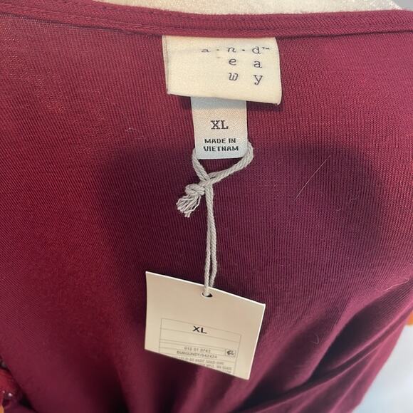 NWT a new day maroon Pom Pom sleeve t shirt size xl - Picture 5 of 5
